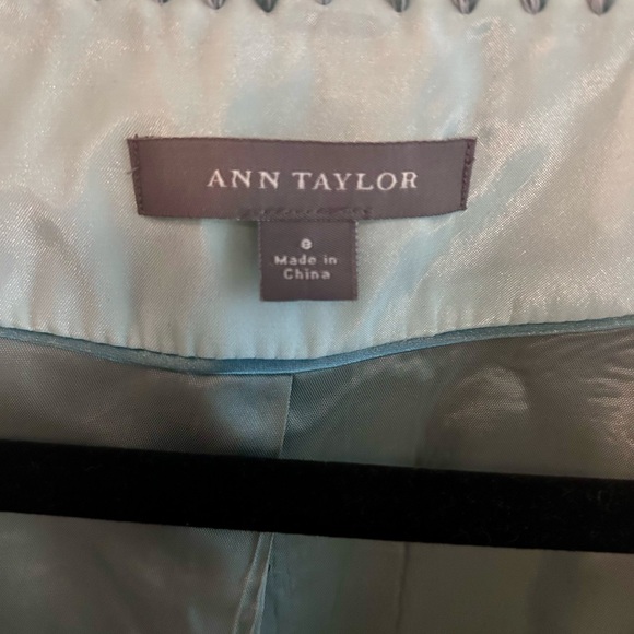 Ann Taylor no collar blazer - Picture 3 of 3